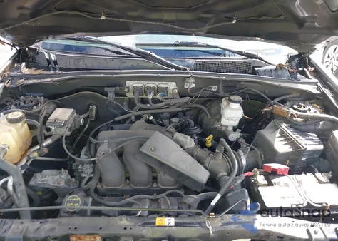 2008 Mercury Mariner V6 z USA, uszkodzony, nr VIN 4M2CU91148KJ20391